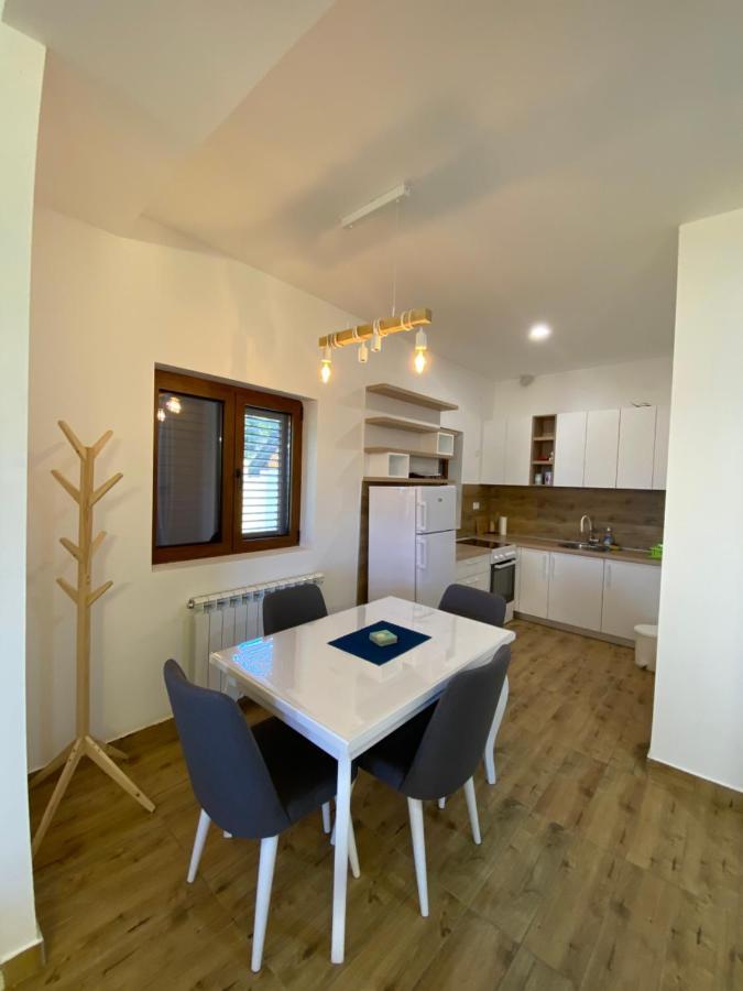 Turisticki Apartmani “Kraljeva Stolica” Zabljak  Exterior photo