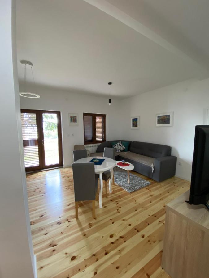 Turisticki Apartmani “Kraljeva Stolica” Zabljak  Exterior photo